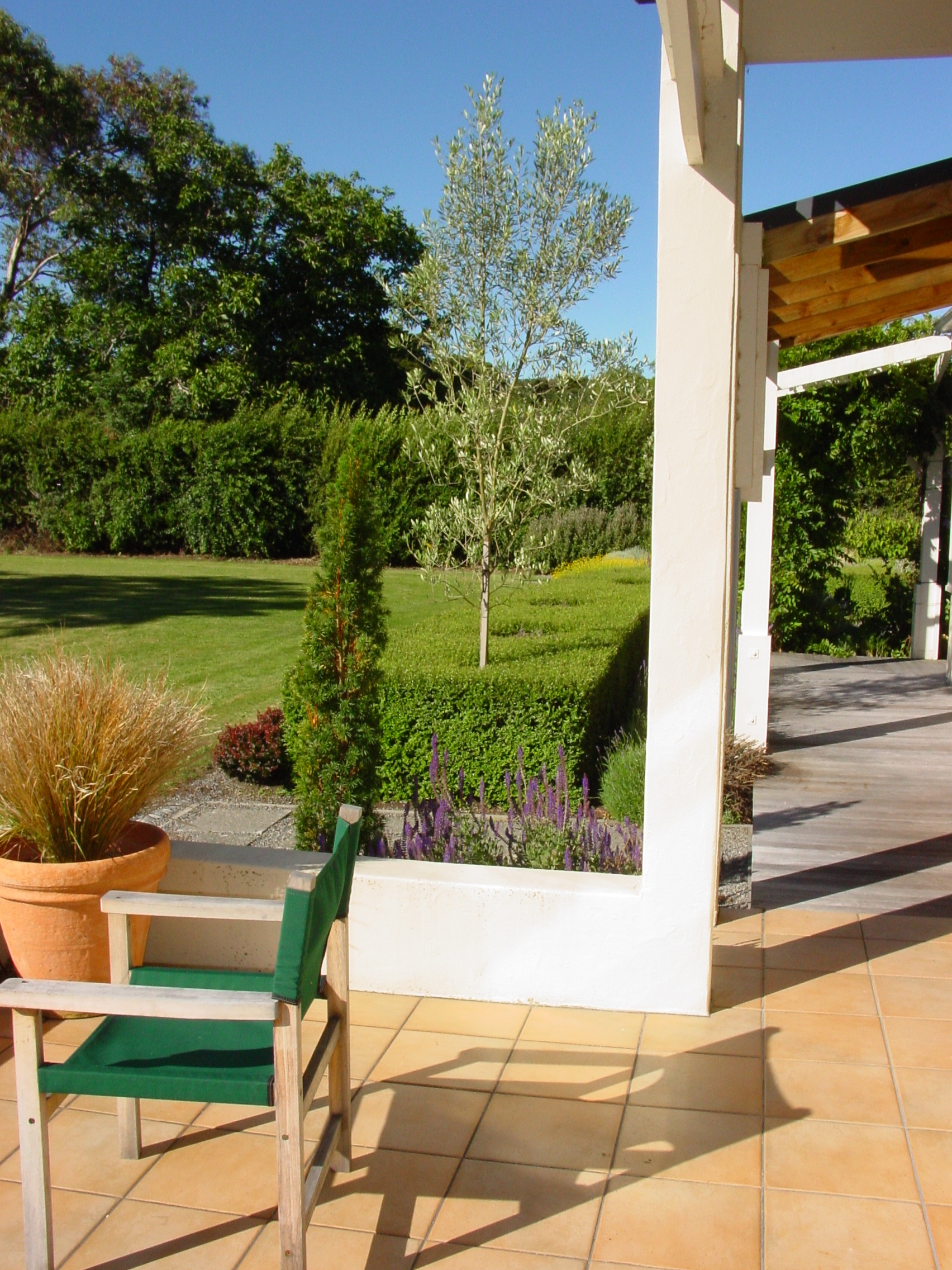 garden design tips pergola over terrace